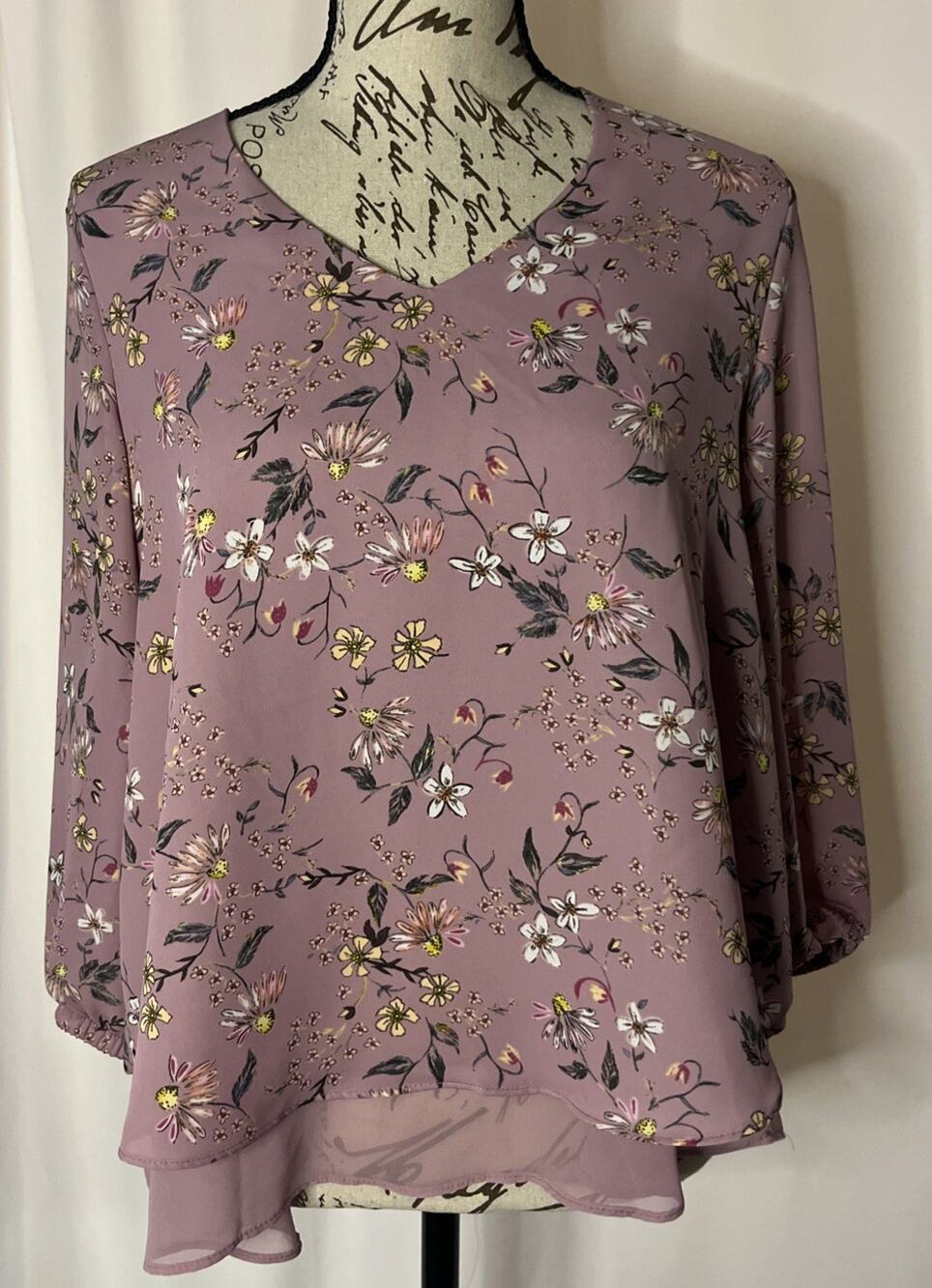 LC Lauren Conrad Floral Blouse Purple Lace Back 3/4 Sleeve Boho Women’s Small
